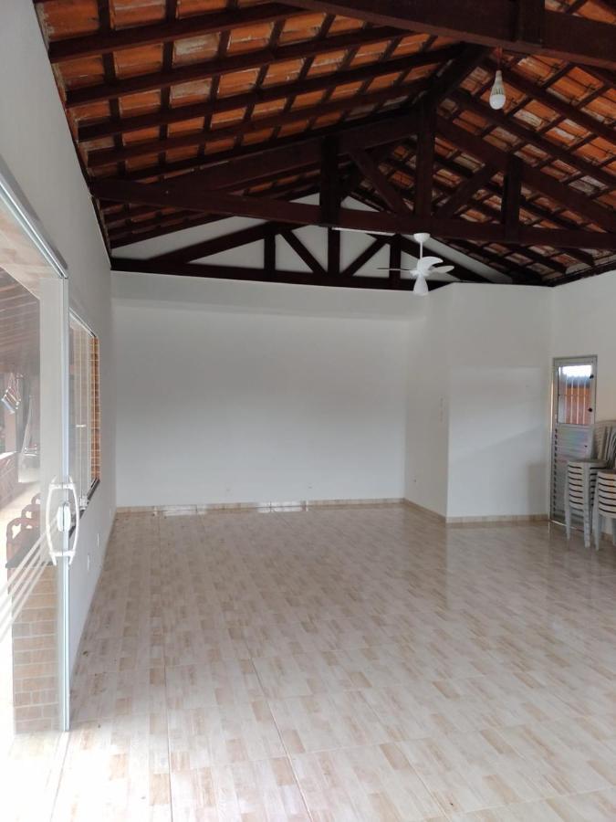 Chacara Bella Vida Com Piscina Churrasqueira Salao De Festas Fogao A Lenha Quadra 아라사리구아마 외부 사진