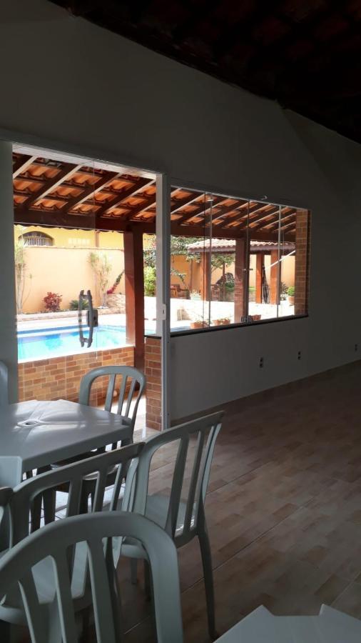 Chacara Bella Vida Com Piscina Churrasqueira Salao De Festas Fogao A Lenha Quadra 아라사리구아마 외부 사진