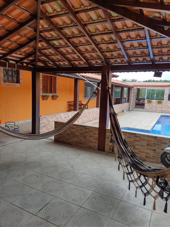 Chacara Bella Vida Com Piscina Churrasqueira Salao De Festas Fogao A Lenha Quadra 아라사리구아마 외부 사진