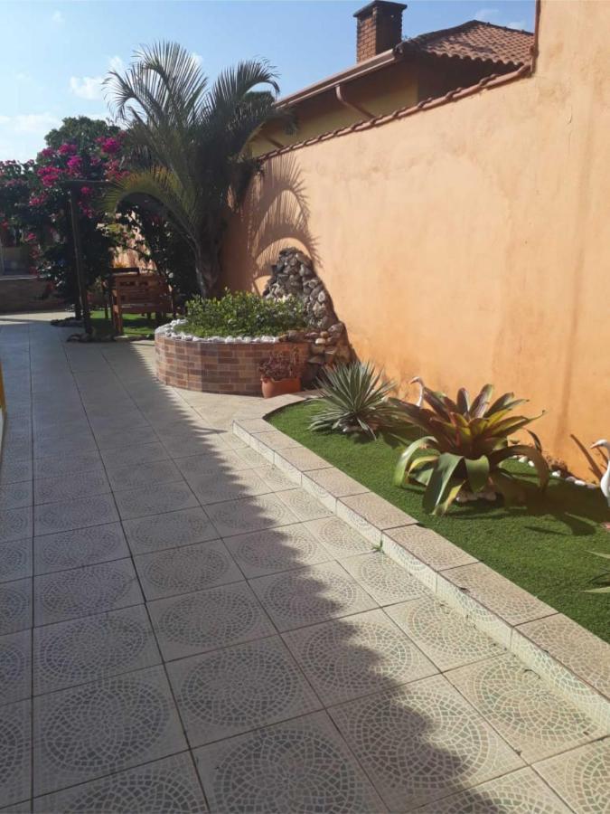 Chacara Bella Vida Com Piscina Churrasqueira Salao De Festas Fogao A Lenha Quadra 아라사리구아마 외부 사진